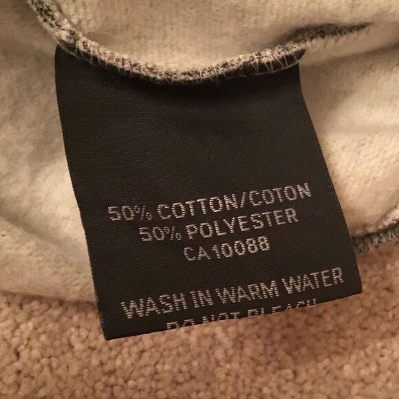 GGS Canada Gray and Black Men's Front Zip Jacket Unisex Sweater - Picture 7 of 8